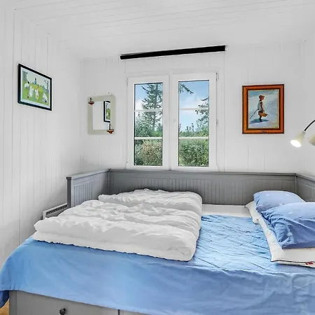 Lovely In With Kitchen Holiday home